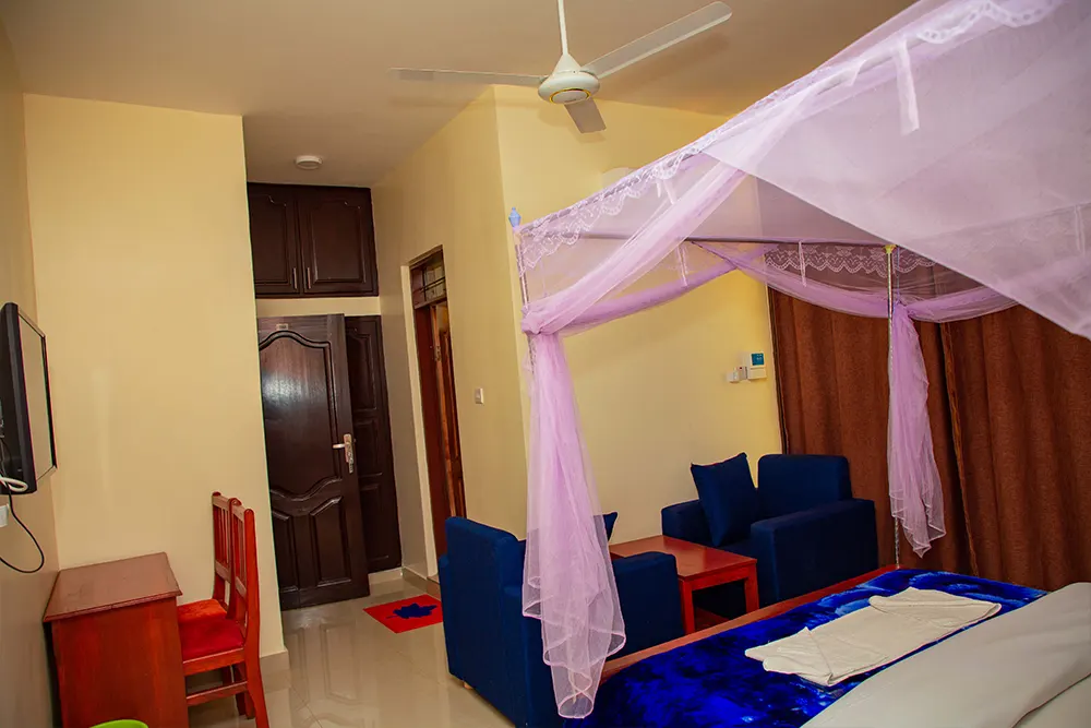 Kilimanjaro White House Hotel