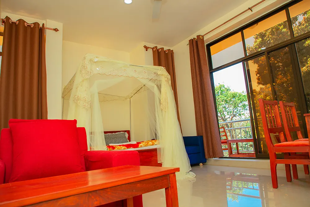 Kilimanjaro White House Hotel - Kilimanjaro pre and Post Climb Accommodation