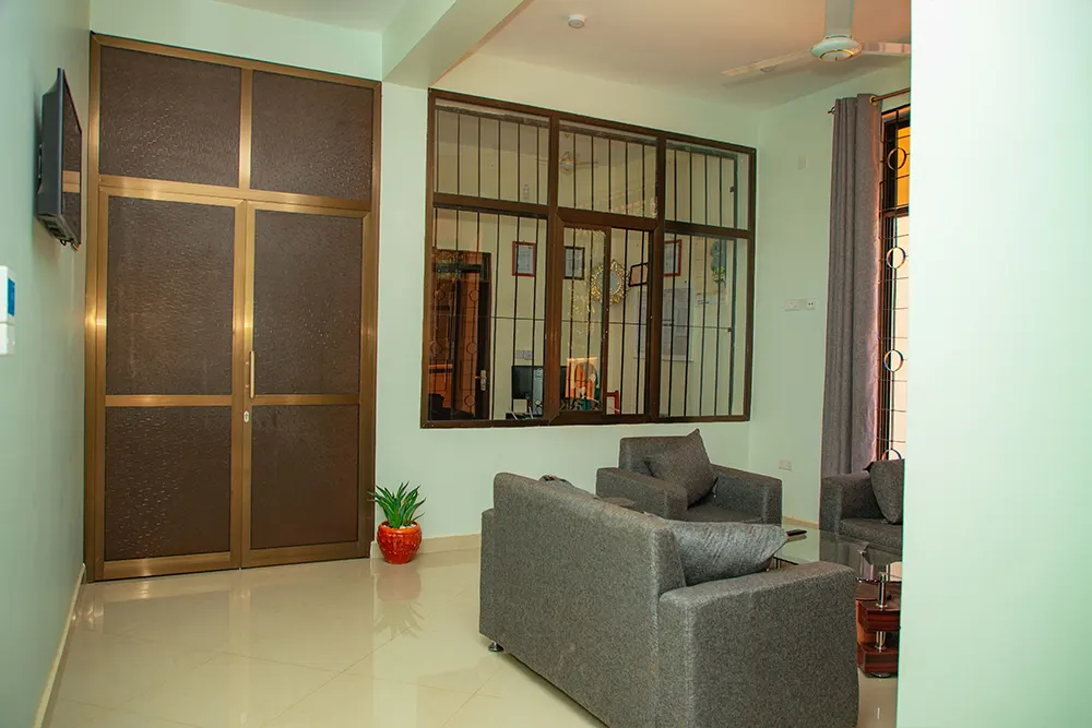 Kilimanjaro White House Hotel - Kilimanjaro pre and Post Climb Accommodation