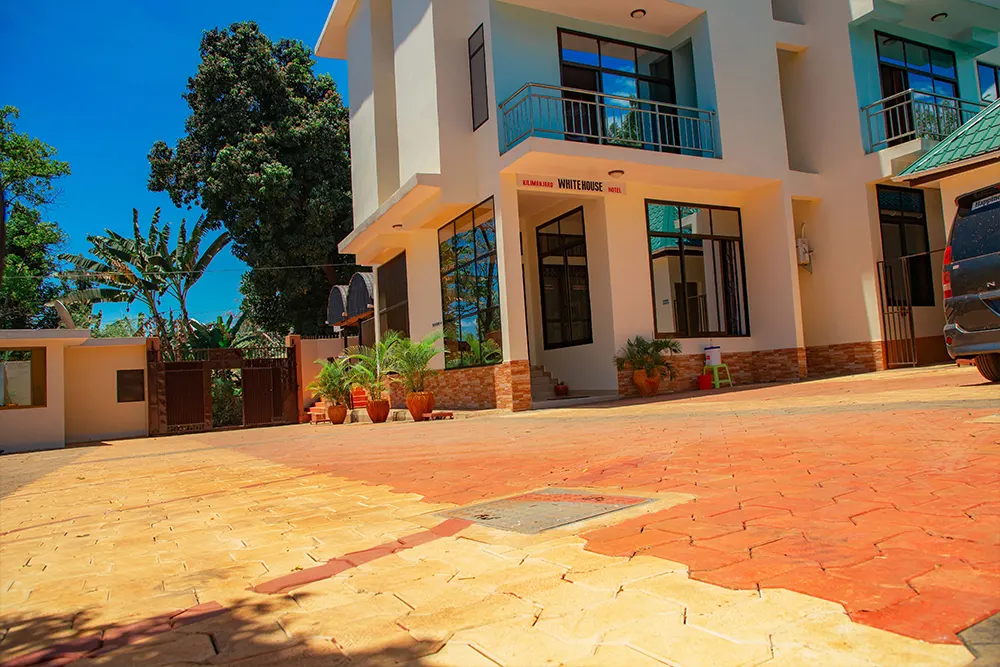Kilimanjaro White House Hotel - Kilimanjaro pre and Post Climb Accommodation