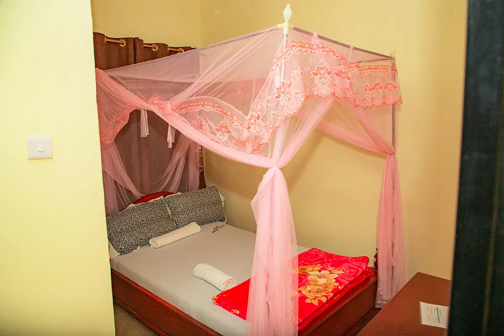 Kilimanjaro White House Hotel - Kilimanjaro pre and Post Climb Accommodation