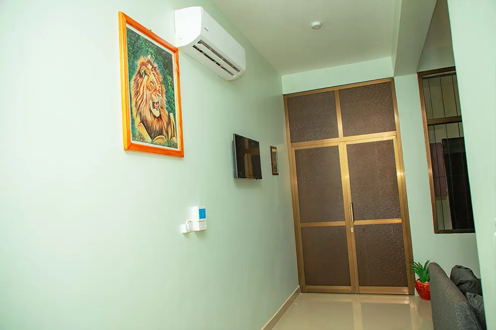 Kilimanjaro White House Hotel