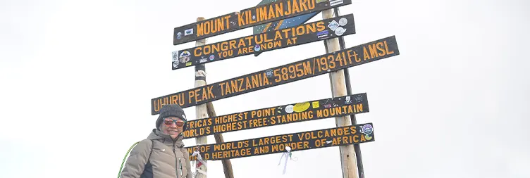 School Hut - Uhuru Peak (5895m!) - Millennium Camp