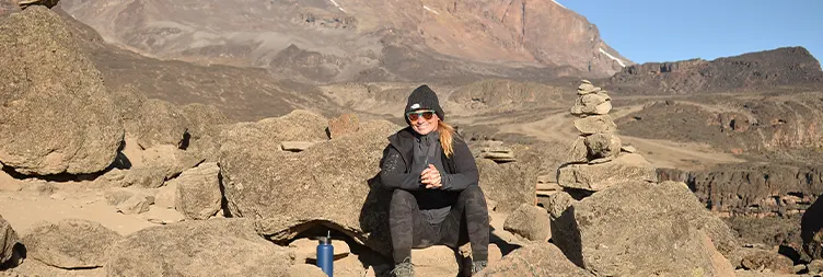 Shira 1 Camp (3,650m) to Moir Hut Camp (4,200m)