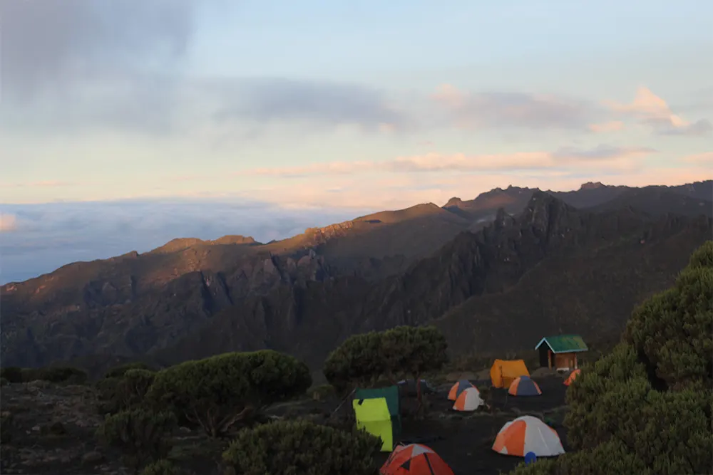 Shira Cave Campsite kiiimanjaro