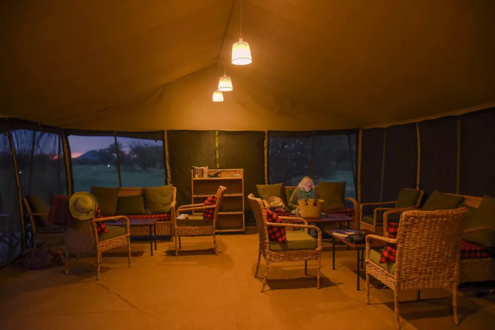 Thorn Tree Camp at Central Serengeti Images